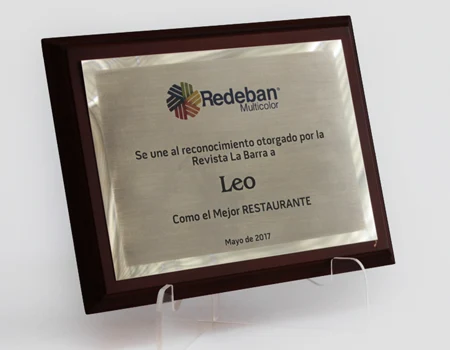 placas-conmemorativas-2